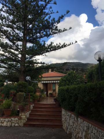 Stanza In Villa Con Giardino Vista Mare Чефалу Екстер'єр фото
